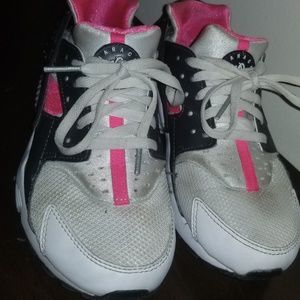 Girls Nike Huarache